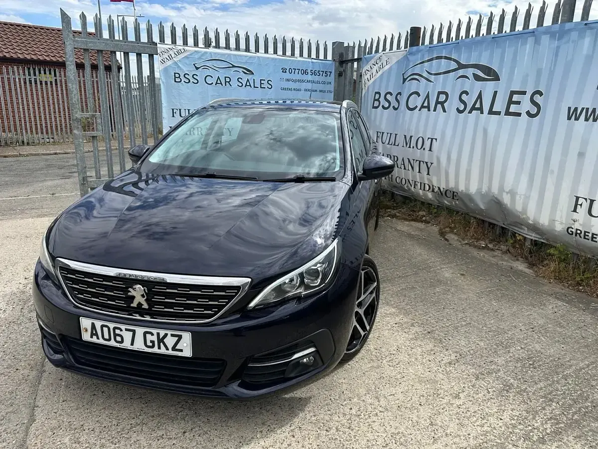 Used Peugeot 308 Allure 2017 Blue Estate