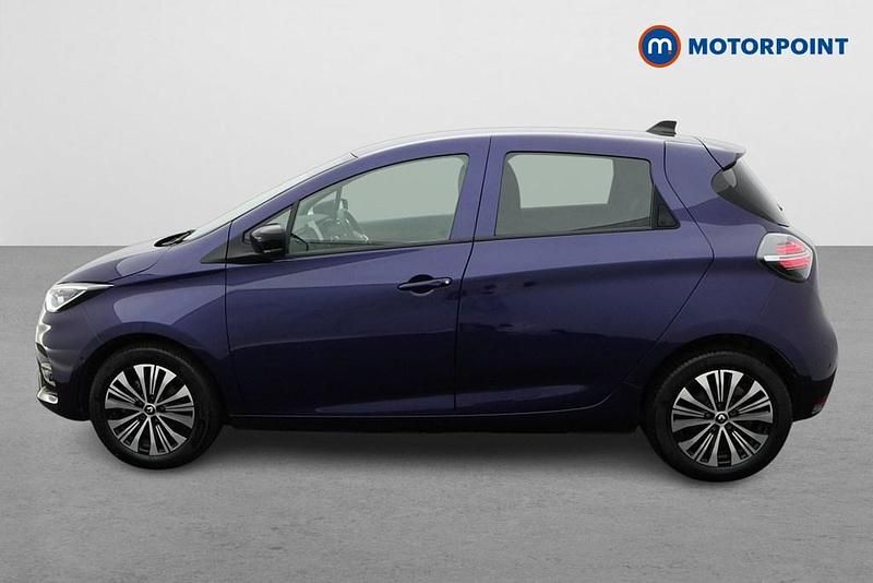 Used Renault Zoe Techno 100 kW (136 HP) 2022 Blue Hatchback