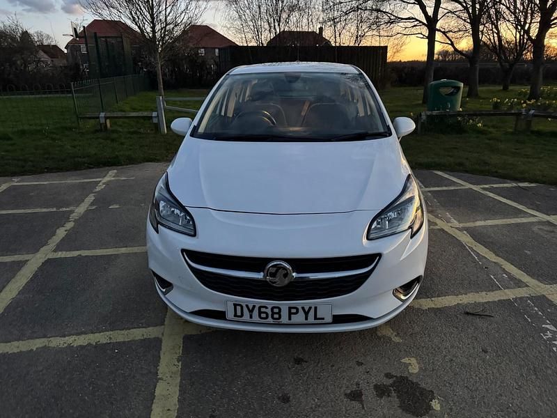 Used Vauxhall Corsa SRi 2018 White Hatchback