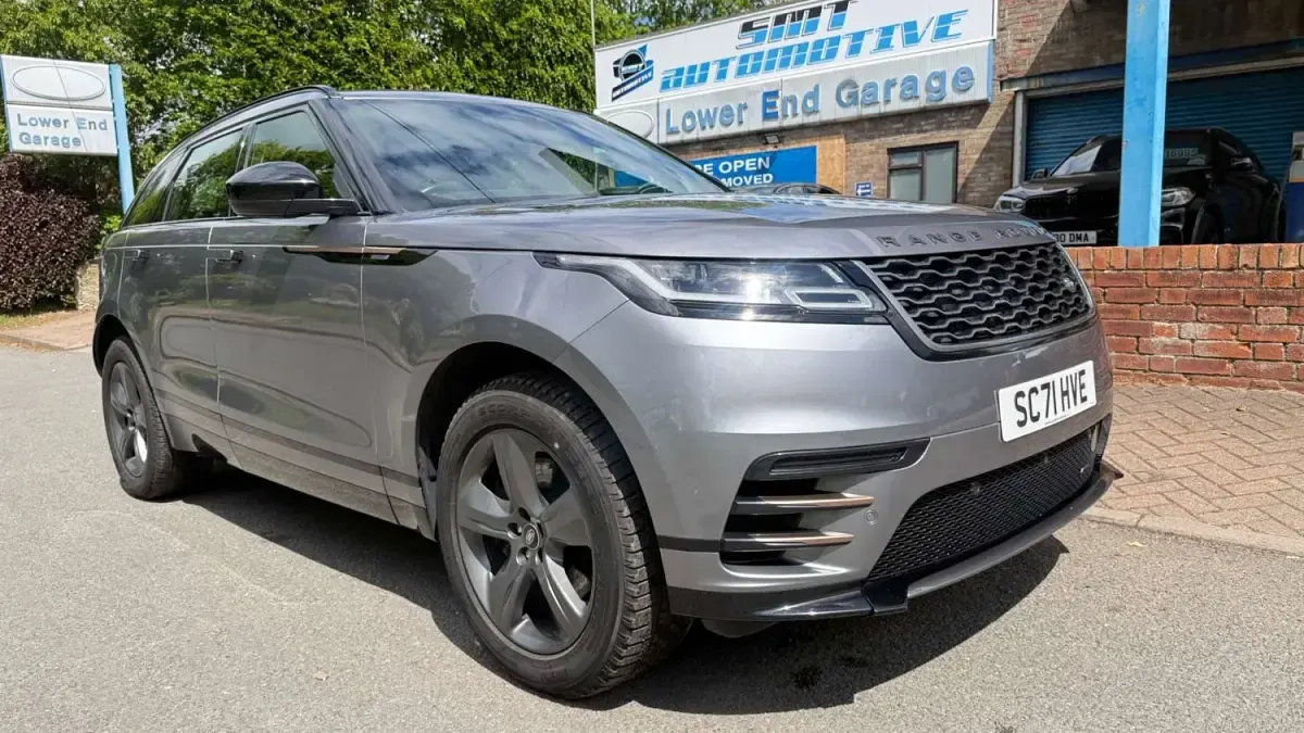 Second-hand Land Rover Range Rover Velar R-Dynamic 204 CP (150 kW) 2021 SUV