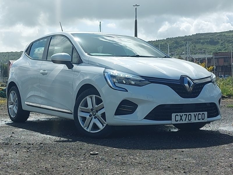 White Used 2020 Renault Clio V Play Hatchback | £11,498 (Fair price) - Image 1/4