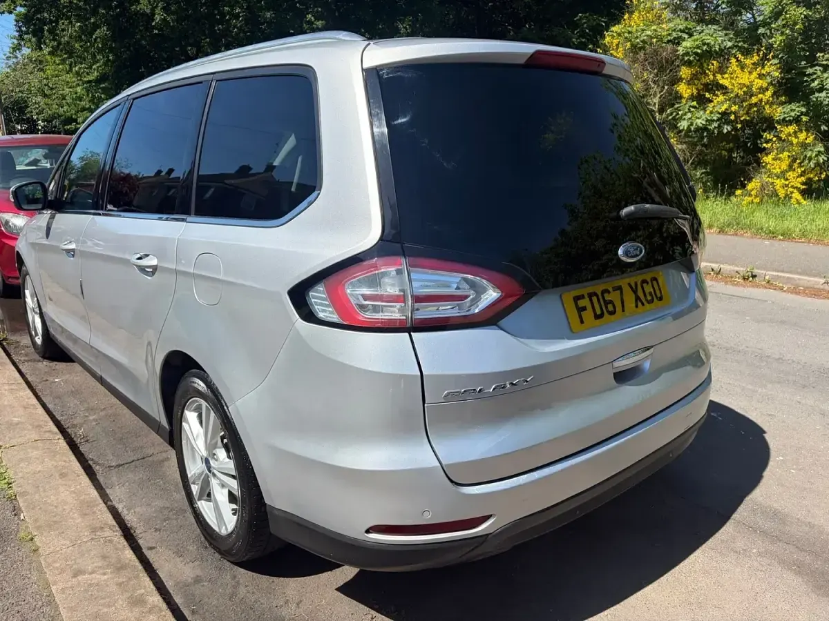 Used Ford Galaxy Titanium 150 HP (110 kW) 2017 Silver MPV