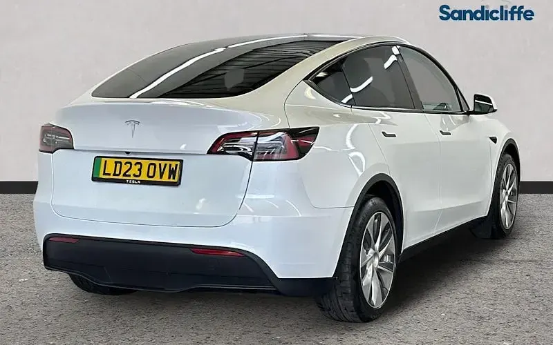 Used Tesla Model Y Long Range AWD 286 kW (389 HP) 2025 SUV