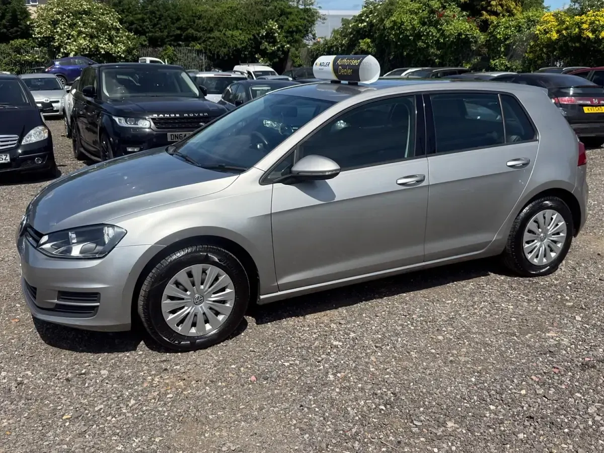 Begagnad VW Golf VII S 2015 Silver Halvkombi