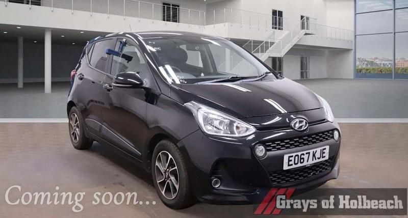 Used Hyundai i10 Premium 66 HP (48 kW) 2017 Black Hatchback