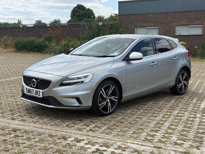 Silver Used 2017 Volvo V40 R-Design Pro Estate | £12,895 (Fair price) - Image 1/4
