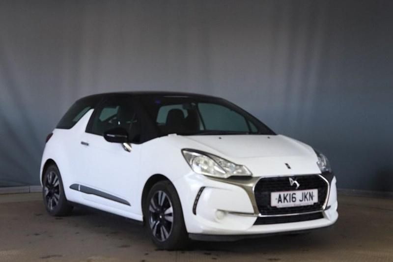 Used DS Automobiles DS3 Chic 2016 White Hatchback