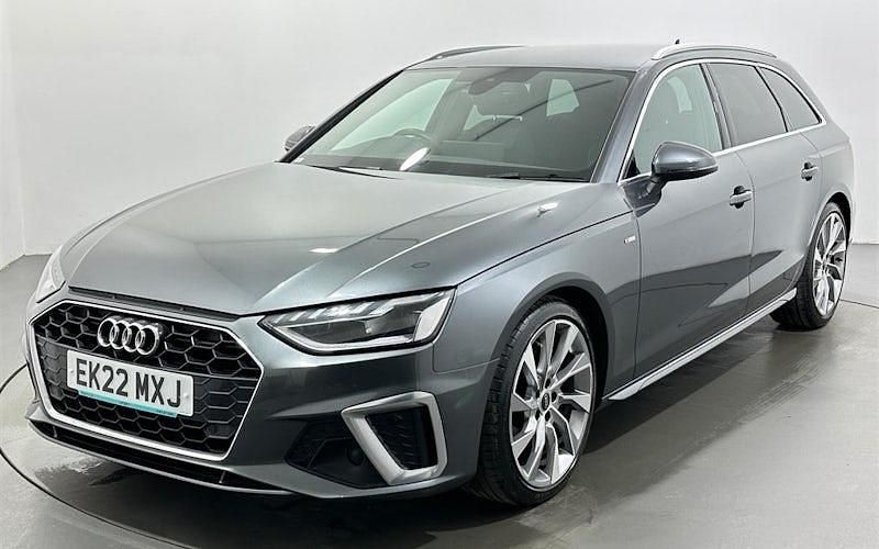 Used Audi A4 S-Line 163 HP (119 kW) 2025 Estate