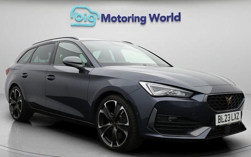 Used 2024 Cupra Leon VZ2 Hatchback | £21,500 (Super price) - Image 1/4