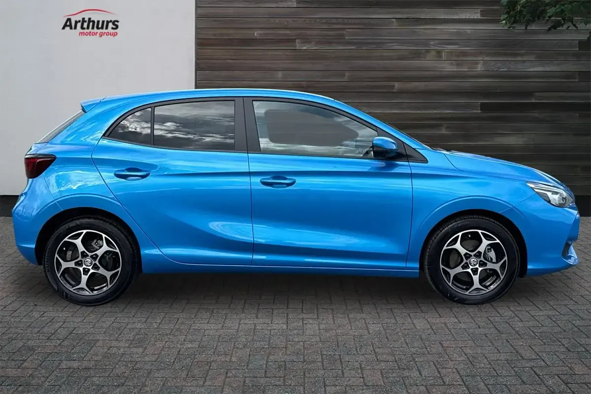 Used MG MG3 Trophy 194 HP (142 kW) 2024 Blue Hatchback