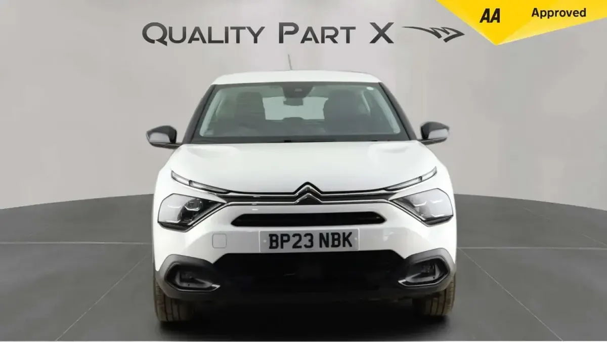 Used Citroën C4 PureTech 100 HP (73 kW) 2023 White SUV