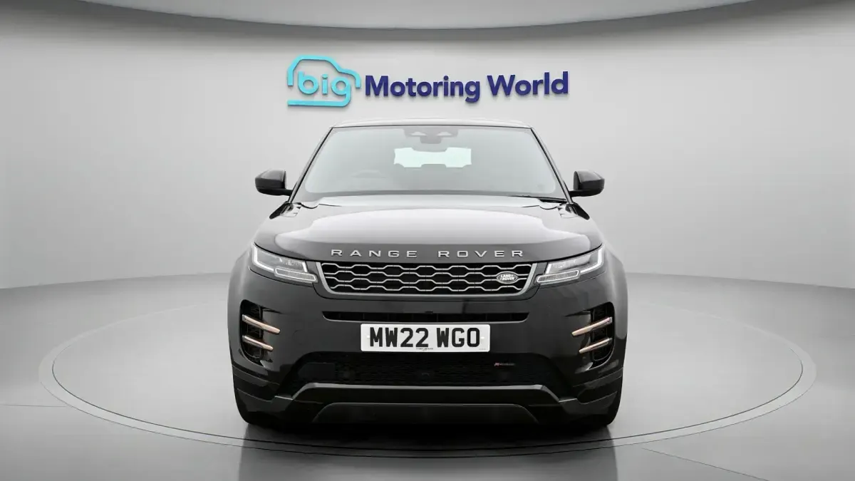 Begagnad Land Rover Range Rover evoque R-Dynamic 166 HK (122 kW) 2022 Svart SUV