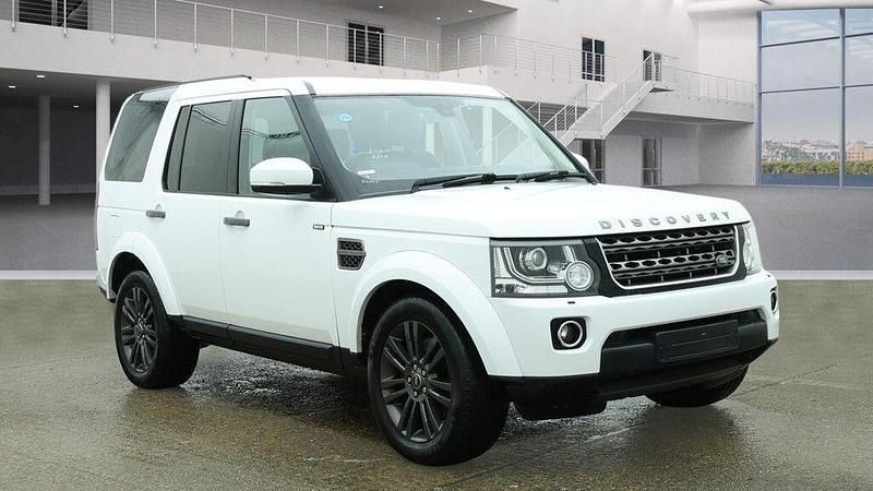 Used Land Rover Discovery Graphite 256 HP (188 kW) 2016 White SUV
