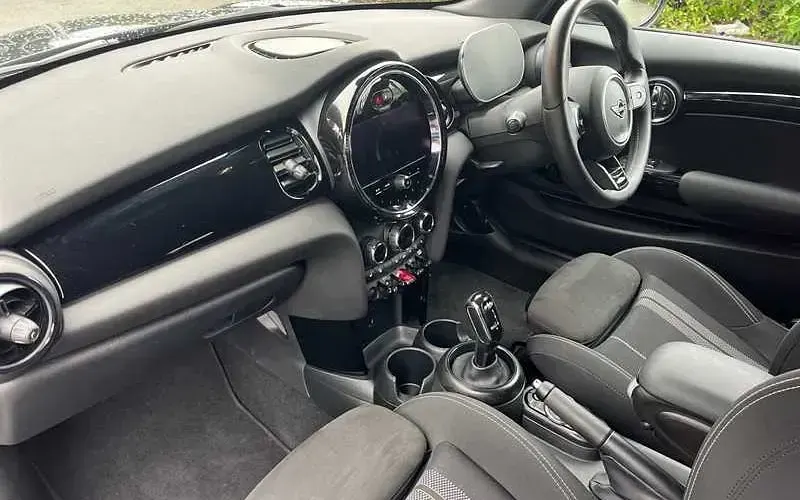Used Mini Cooper S Hatch 178 HP (130 kW) 2023 Blue and black Hatchback
