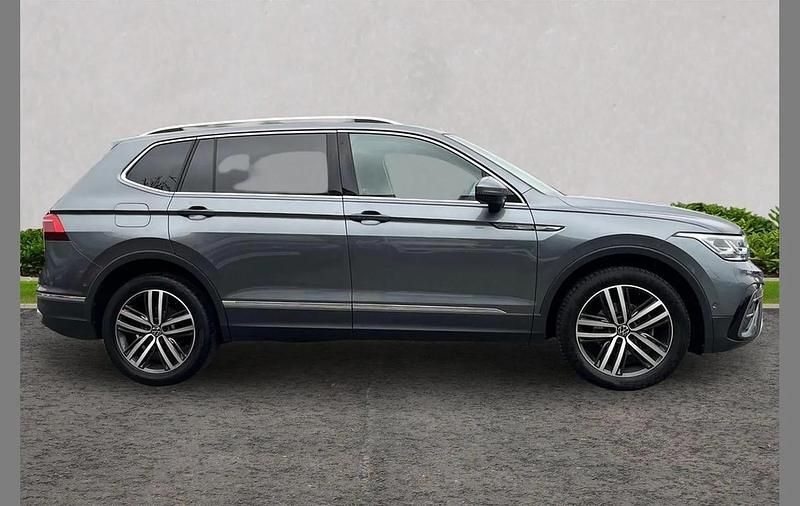 Used VW Tiguan Allspace Elegance 150 HP (110 kW) 2022 Grey SUV