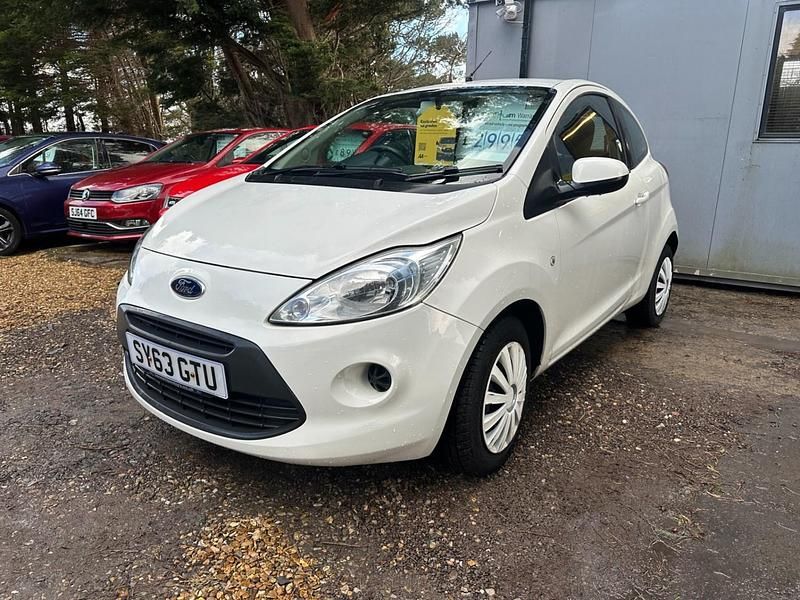 Usado Ford Ka 69 HP (50 kW) 2013 Branco Citadino