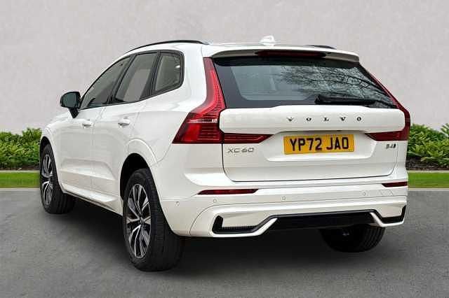 Used Volvo XC60 Plus 197 HP (144 kW) 2022 White SUV
