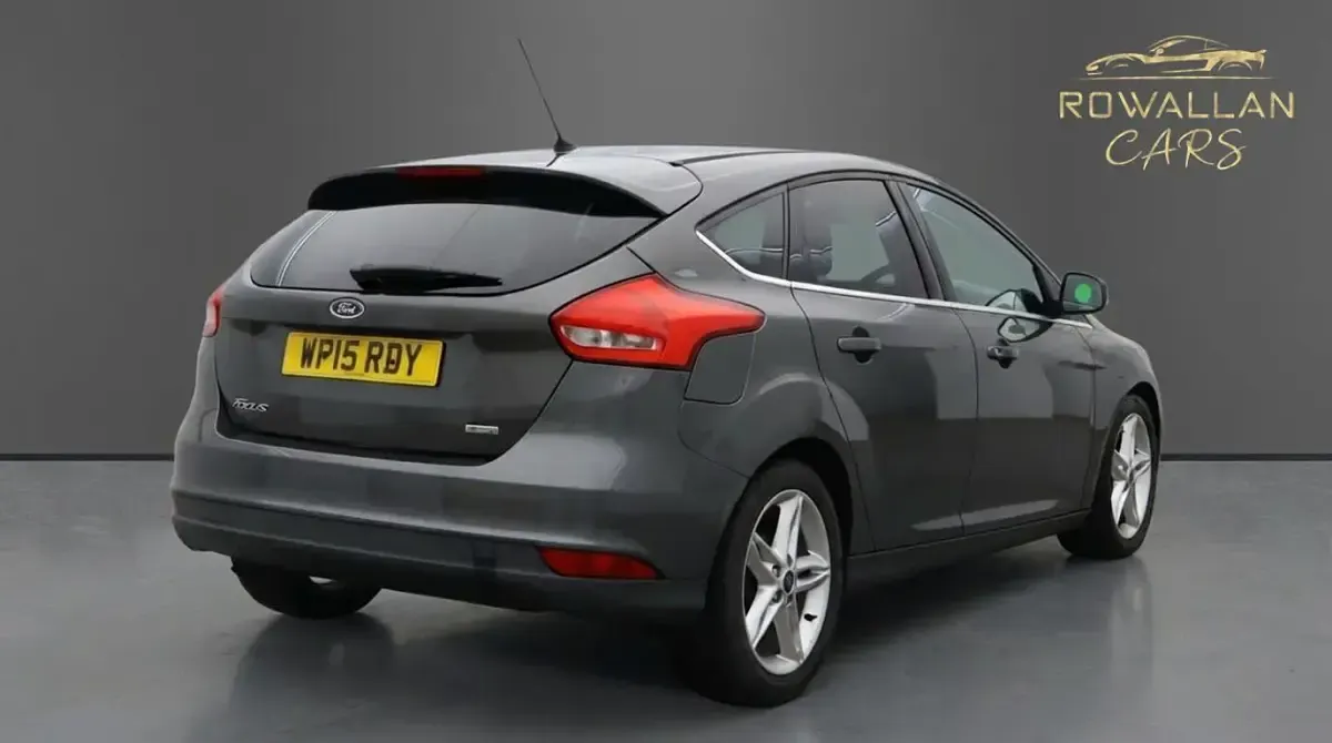 Used Ford Focus Zetec 2015 Grey Hatchback