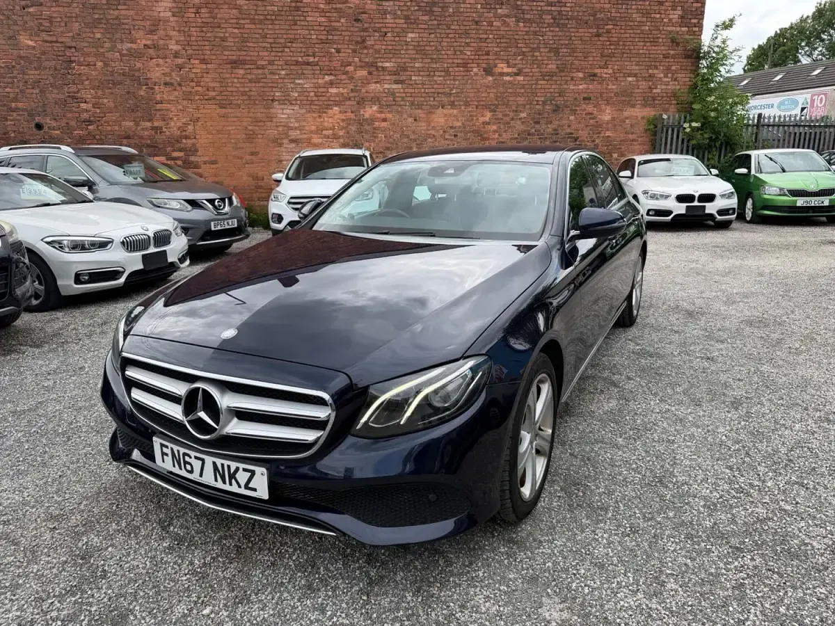 Used Mercedes E350 SE 2017 Blue Sedan
