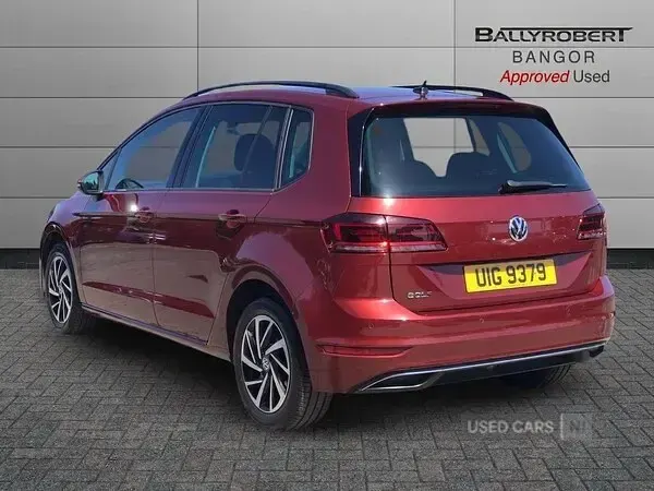 Used VW Golf Match 148 HP (108 kW) 2020 Red MPV