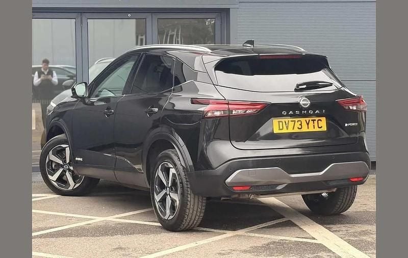 Used Nissan Qashqai N-Connecta 187 HP (137 kW) 2023 Black SUV