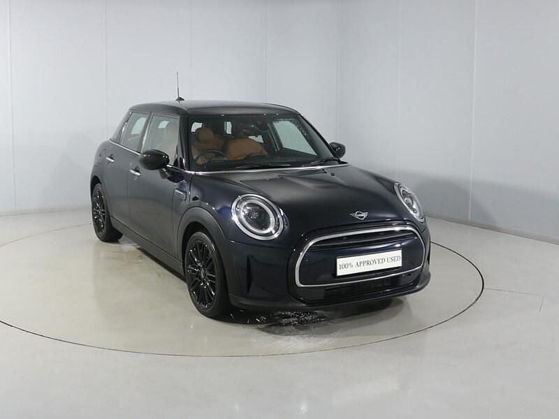 Black Used 2023 Mini Cooper Exclusive Hatchback | £22,590 (Fair price) - Image 1/4