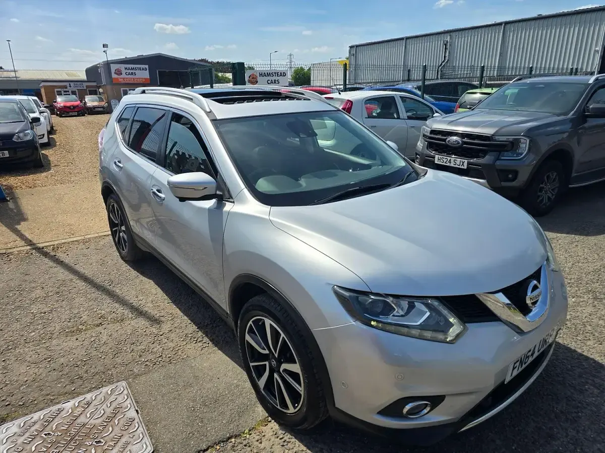 Used Nissan X-Trail Tekna 130 HP (95 kW) 2014 Silver SUV