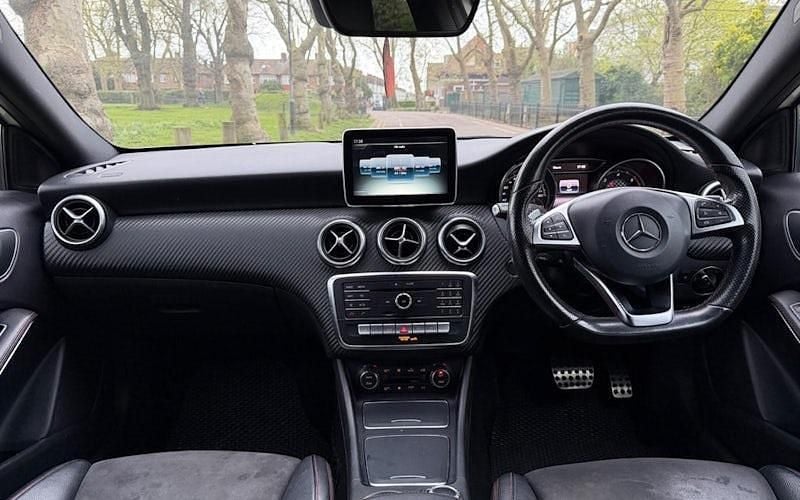 Used Mercedes A200 AMG Line Premium 136 HP (100 kW) 2018 Hatchback