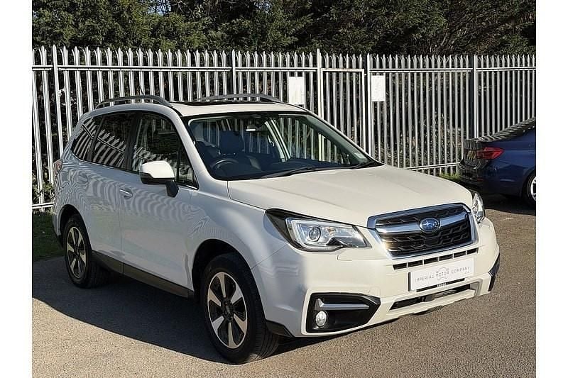 Begagnad Subaru Forester Premium 2017 Vit SUV