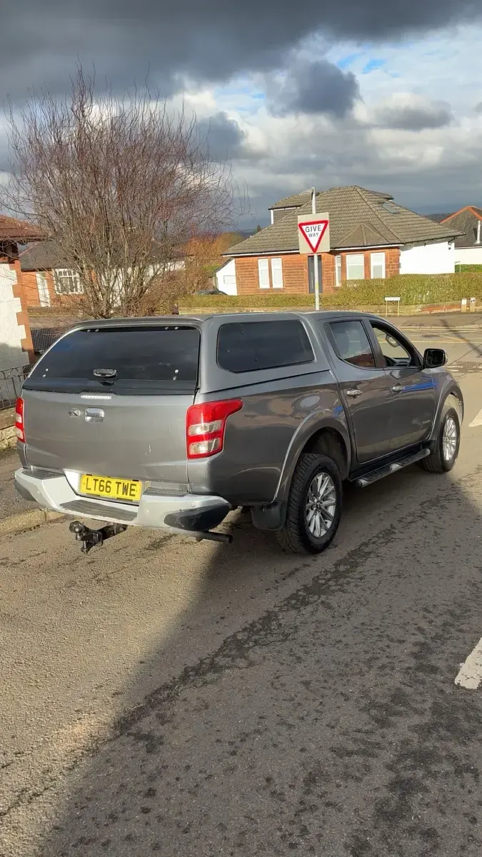 Used Mitsubishi L200 Warrior 181 HP (133 kW) 2016 Grey Pickup