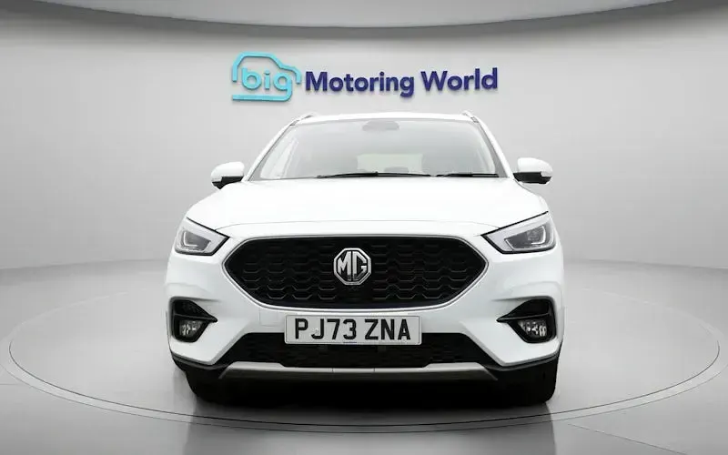 Usado MG ZS Exclusive 111 HP (81 kW) 2023 Branco SUV