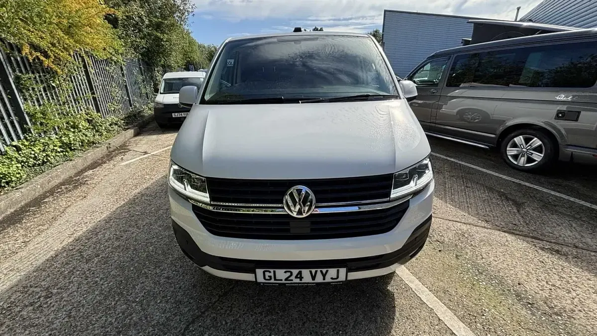 Used VW T7 Highline 2024 White Van