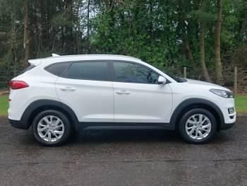 Used Hyundai Tucson SE 132 HP (97 kW) 2018 White SUV