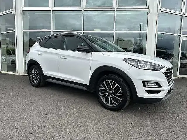 Used Hyundai Tucson Premium 2019 White SUV