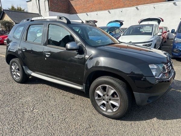 Black Used 2017 Dacia Duster Lauréate SUV | £8,795 (Fair price) - Image 1/1
