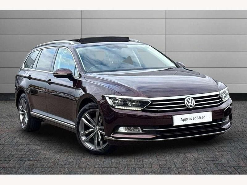 Red Used 2018 VW Passat GT Estate | £19,674 (Expensive) - Image 1/4