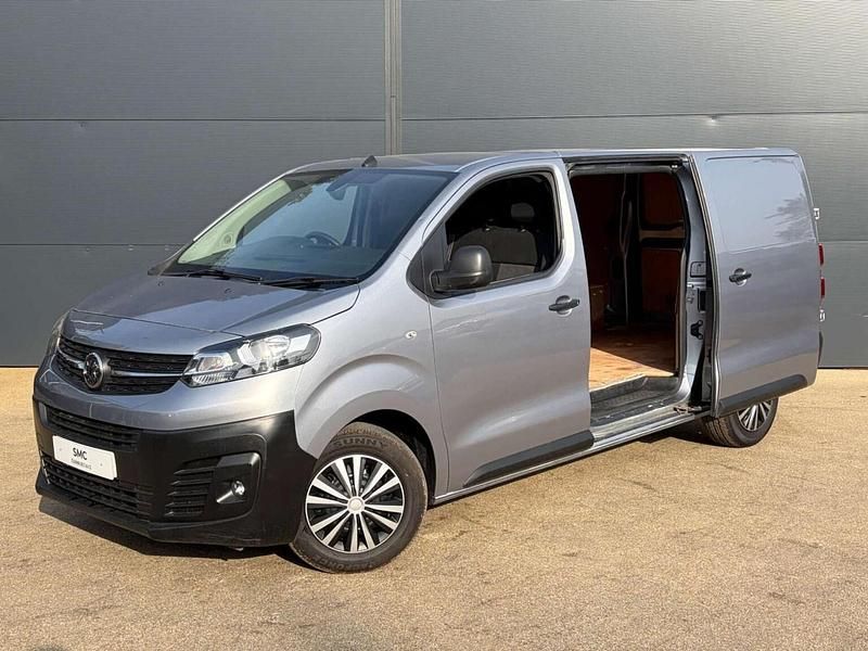 Second-hand Vauxhall Vivaro S 145 CP (106 kW) 2022 Gri Monovolum