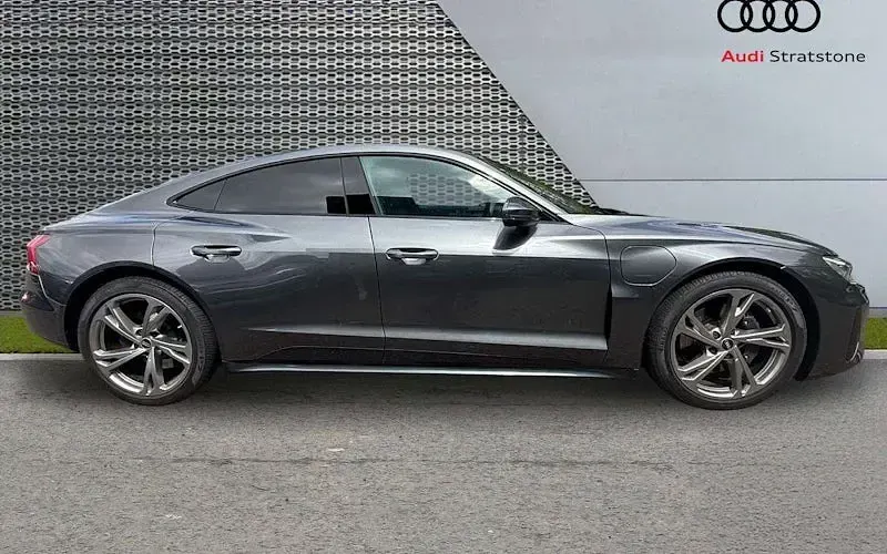 Used Audi e-tron GT quattro 389 kW (530 HP) 2024 Sedan
