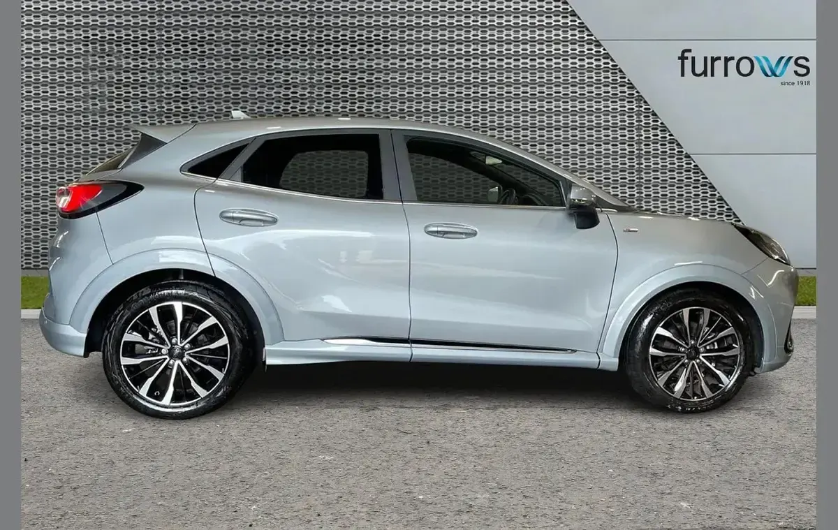 Used Ford Puma ST-Line 153 HP (112 kW) 2023 Silver SUV