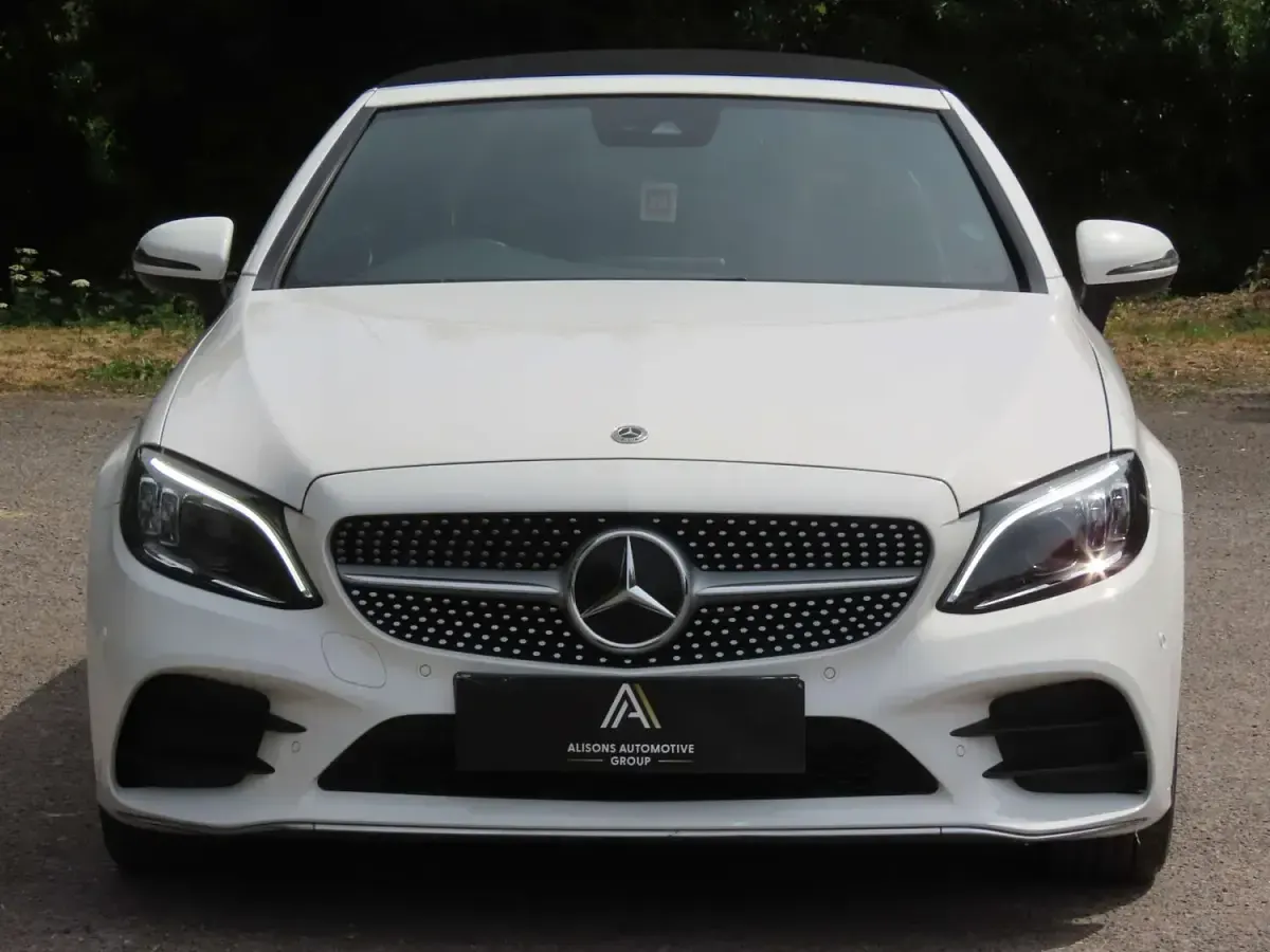 Used Mercedes C200 AMG Line Premium 181 HP (133 kW) 2018 White Cabriolet