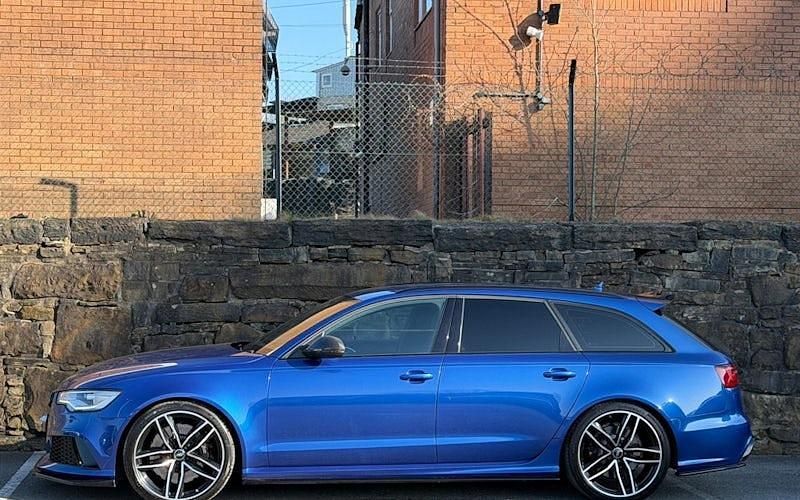 Used Audi RS6 Performance 560 HP (411 kW) 2014 Blue Estate