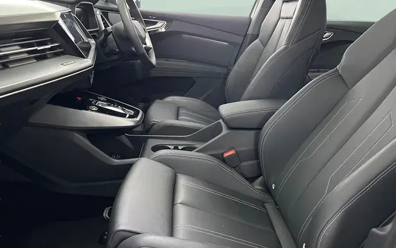 Used Audi Q4 e-tron Sport 210 kW (286 HP) 2025 Grey SUV