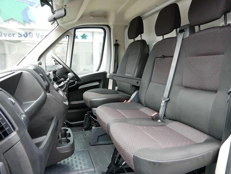 Used Citroën Relay 140 HP (102 kW) 2022 White Van