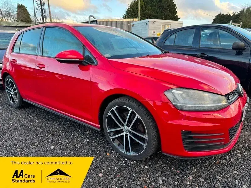 Used VW Golf VII GTD 150 HP (110 kW) 2014 Red Hatchback