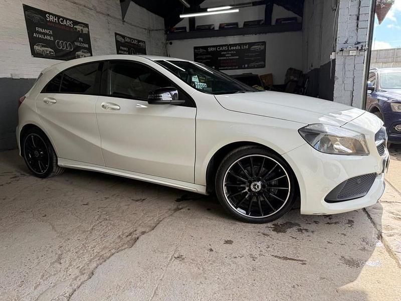 Used Mercedes A180 AMG line 2017 White Hatchback
