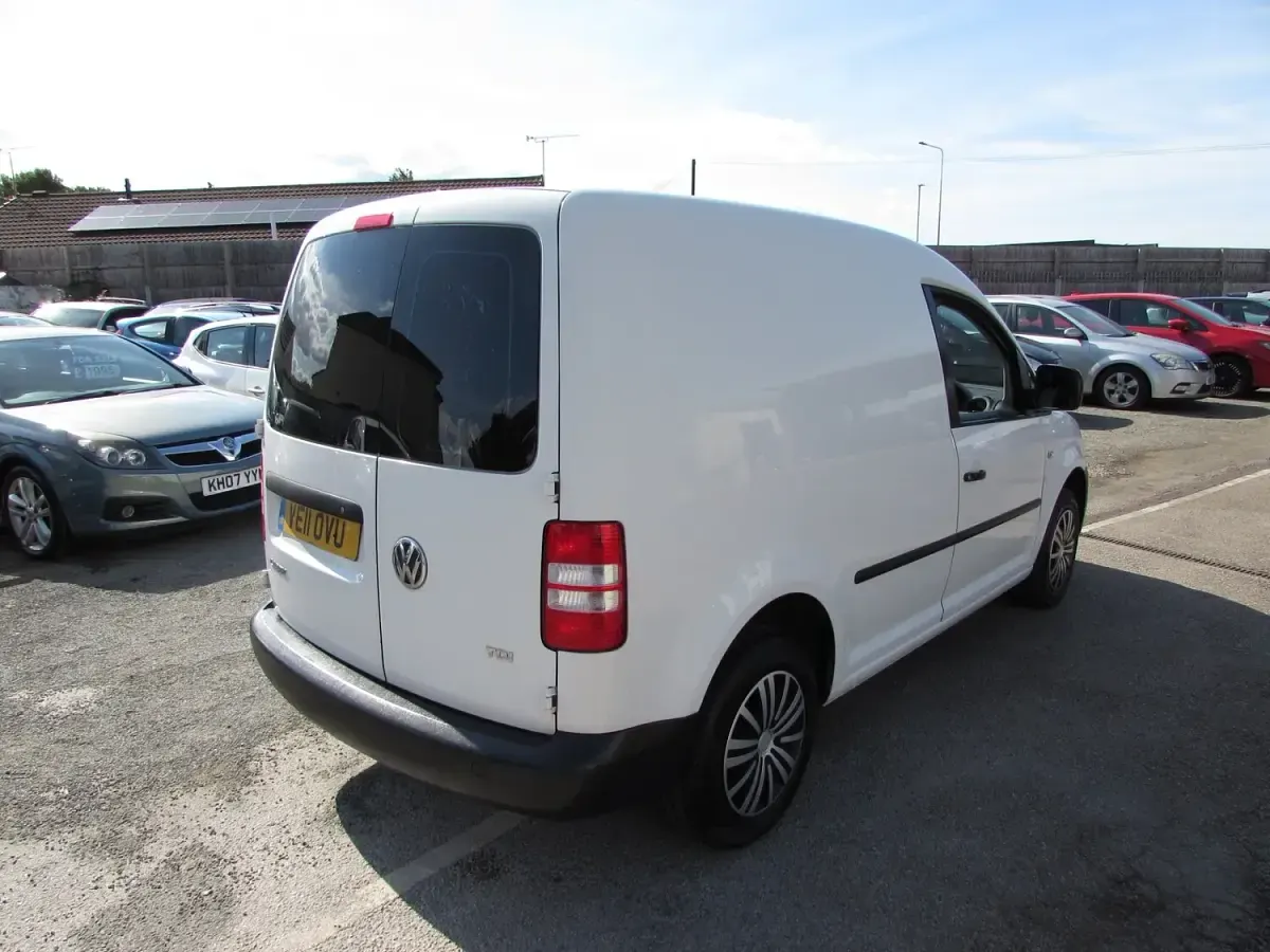 Used VW Caddy 75 HP (55 kW) 2011 White MPV