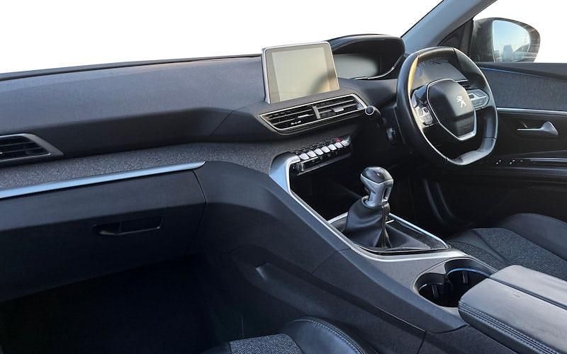 Used Peugeot 3008 Allure 131 HP (96 kW) 2020 SUV