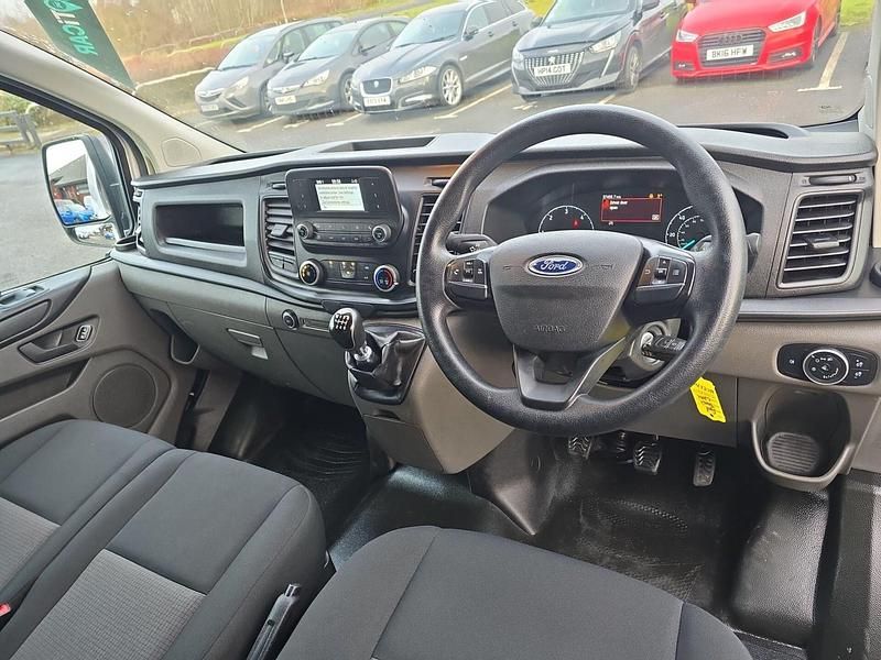 Käytetty Ford Transit Custom S 130 HP (95 kW) 2021 Valkoinen Van
