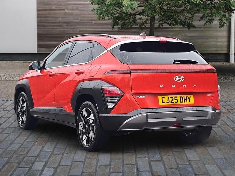 Second-hand Hyundai Kona Ultimate 129 CP (94 kW) 2025 Portocaliu SUV