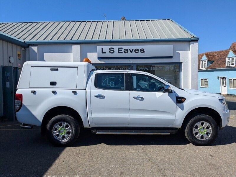 White Used 2018 Ford Ranger XLT Pickup | £13,995 (Good price) - Image 1/4
